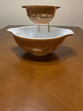 Vintage Pyrex Early American Chip N' Dip #441 #444 Cinderella Bowl Set & Bracket