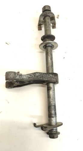 Suzuki Gs500E-Hinterradachse rear wheel axle Achse