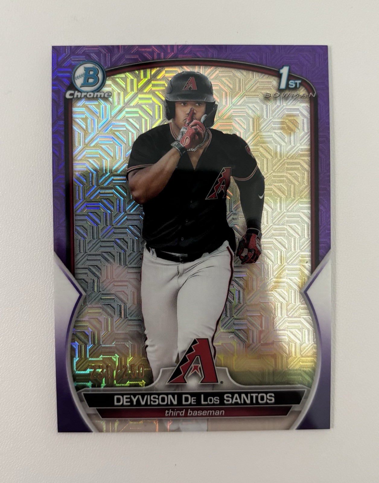 2023 Bowman Baseball Deyvison De Los Santos Purple Mojo 1st Prospect /250