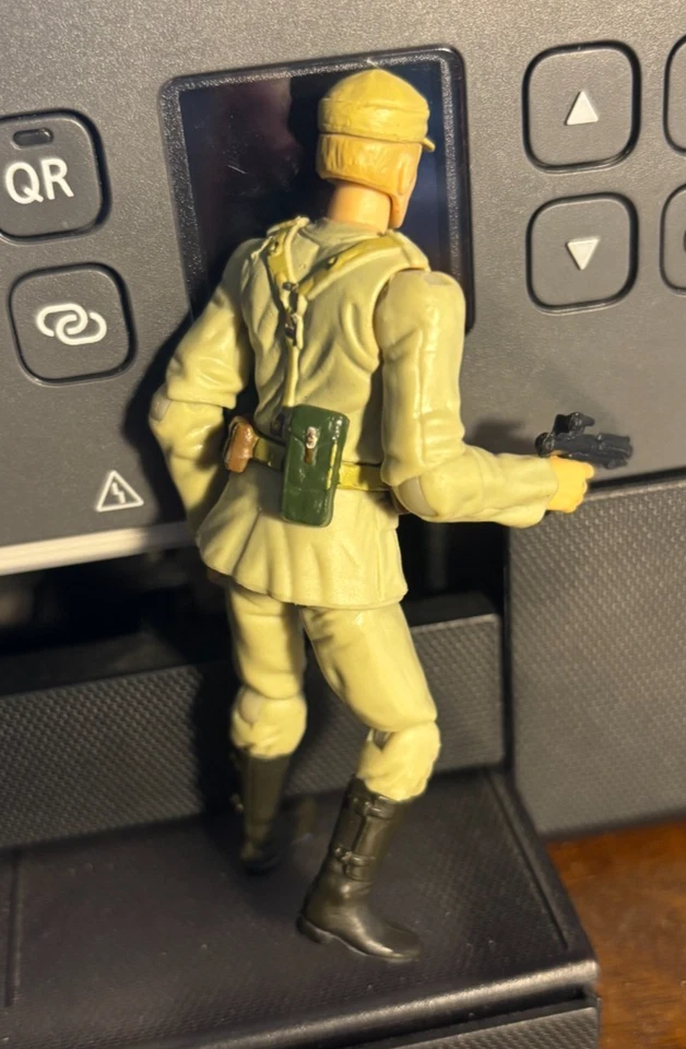 Figura de acción Indiana Jones Raiders of the Lost Ark German Soldier 3,75" 2008 Foto 3 de 3