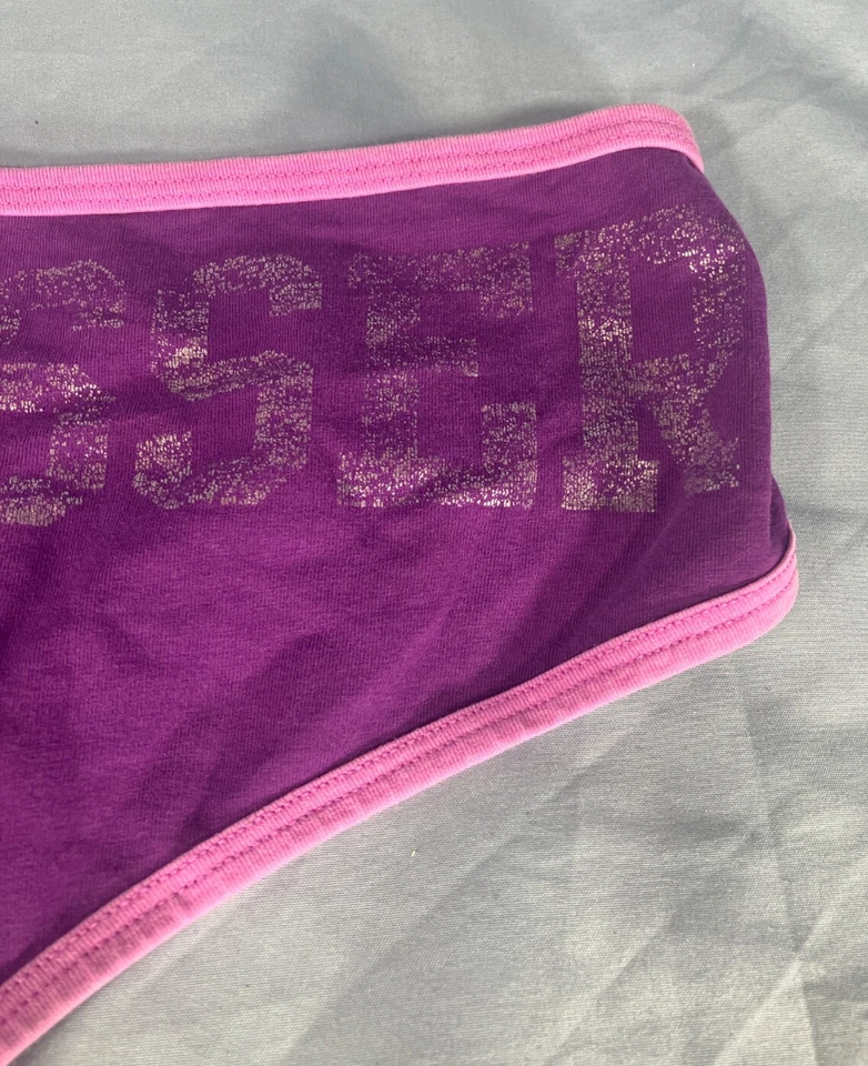 Винтажные хипстерские трусики Victoria's Secret ФИОЛЕТОВЫЕ и РОЗОВЫЕ с очень низкой талией ЛУЧШИЕ KISSER M - Изображение 2 из 4