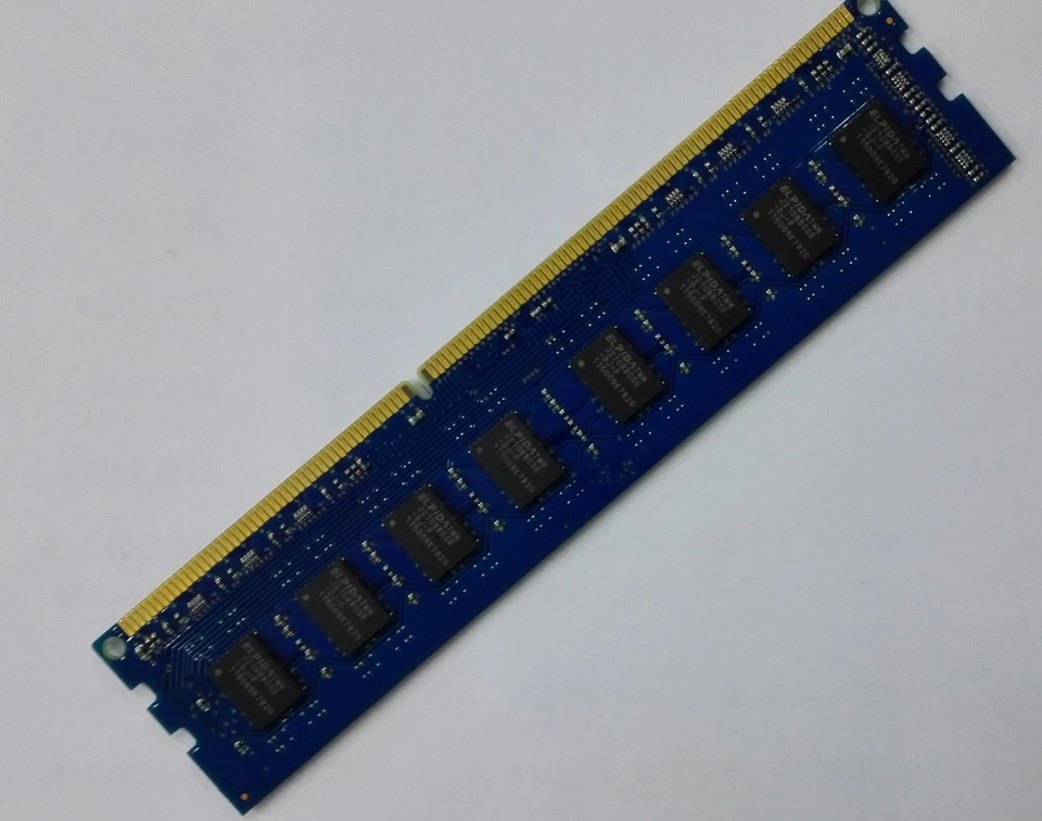 ELPIDA 4GB DDR3 1333 2Rx8 PC3-10600U EBJ41UF8BCF0-DJ-F 240pin Desktop DIMM RAM - Image 3 of 4