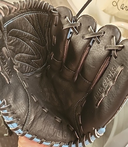 Louisville Slugger EZ-LOC Diva Serie DVBDGA1050 10,5" Jugend Softballhandschuh blau - Bild 6 von 6