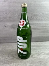 VTG EMPTY 7-Up Green Glass Beverages Soda Pop Bottle 32 fl. oz. 1 Quart