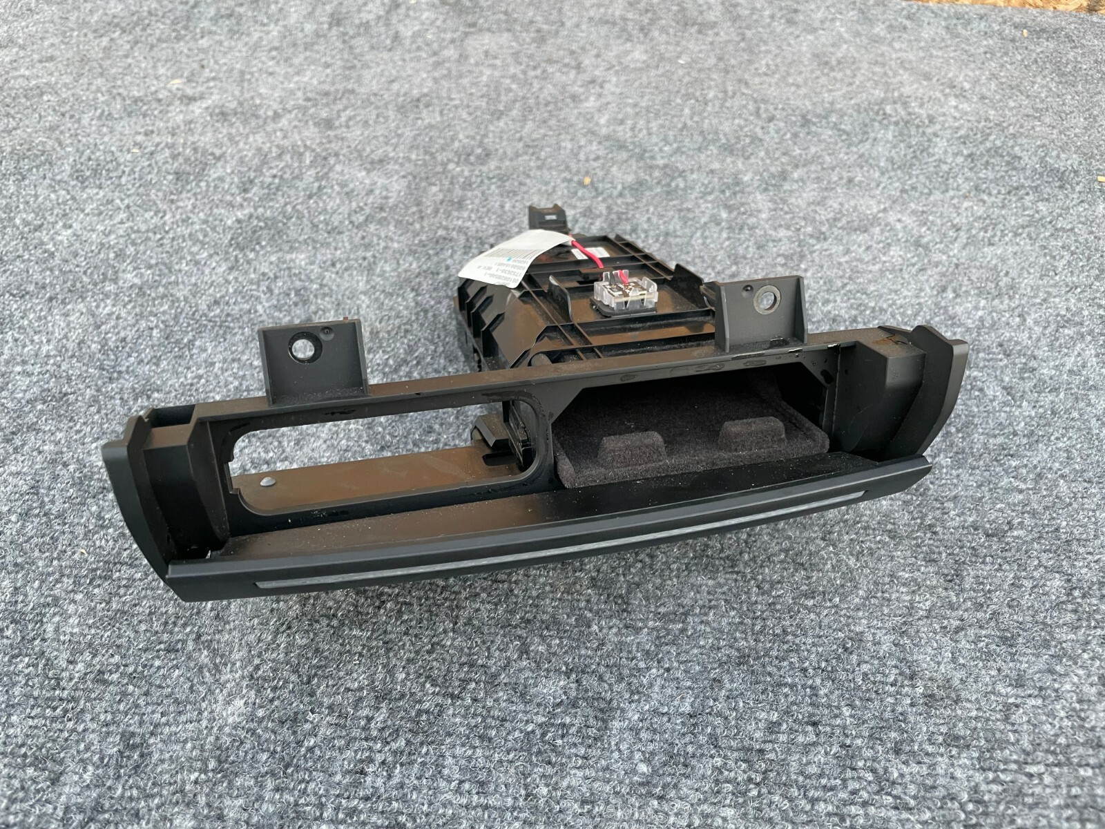 STORAGE TRAY COMPARTMENT ASSEMBLY OEM M157 42K 14-19 MASERATI GHIBLI Q4