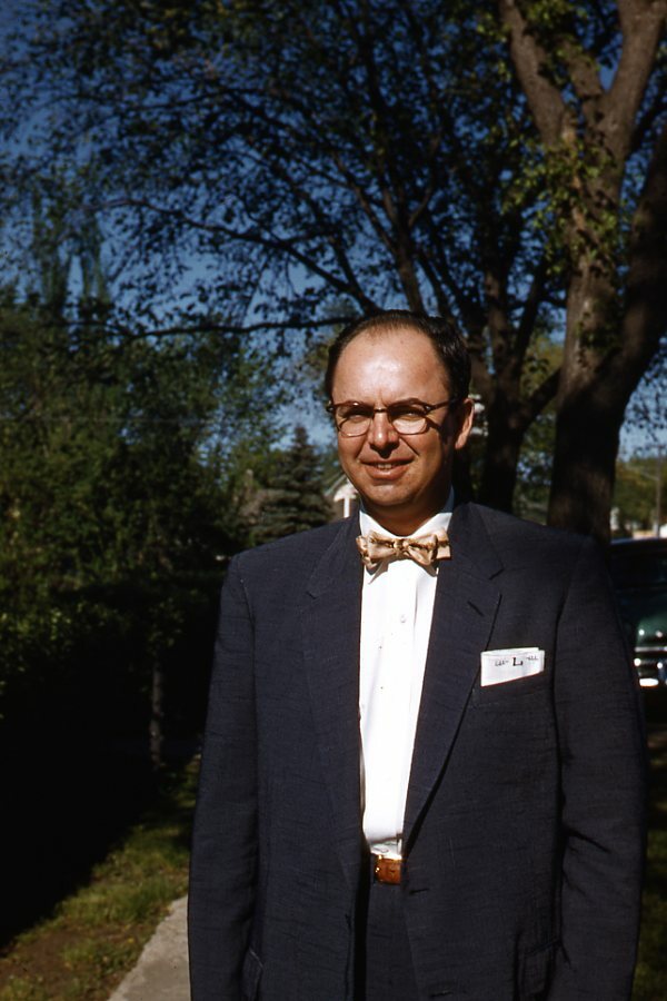 スーツ kodak Kodak 35mm Slide 1950s Red Border Kodachrome Man in Suit Bowtie | eBay