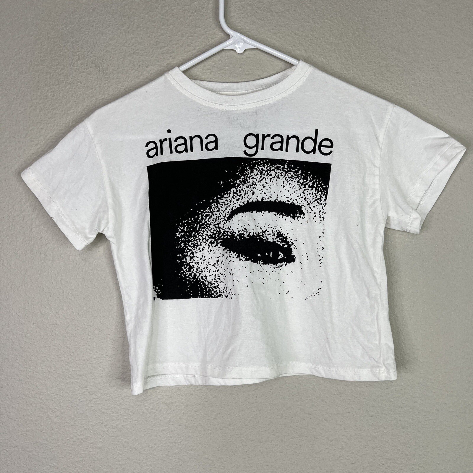 ariana grande t shirt zara