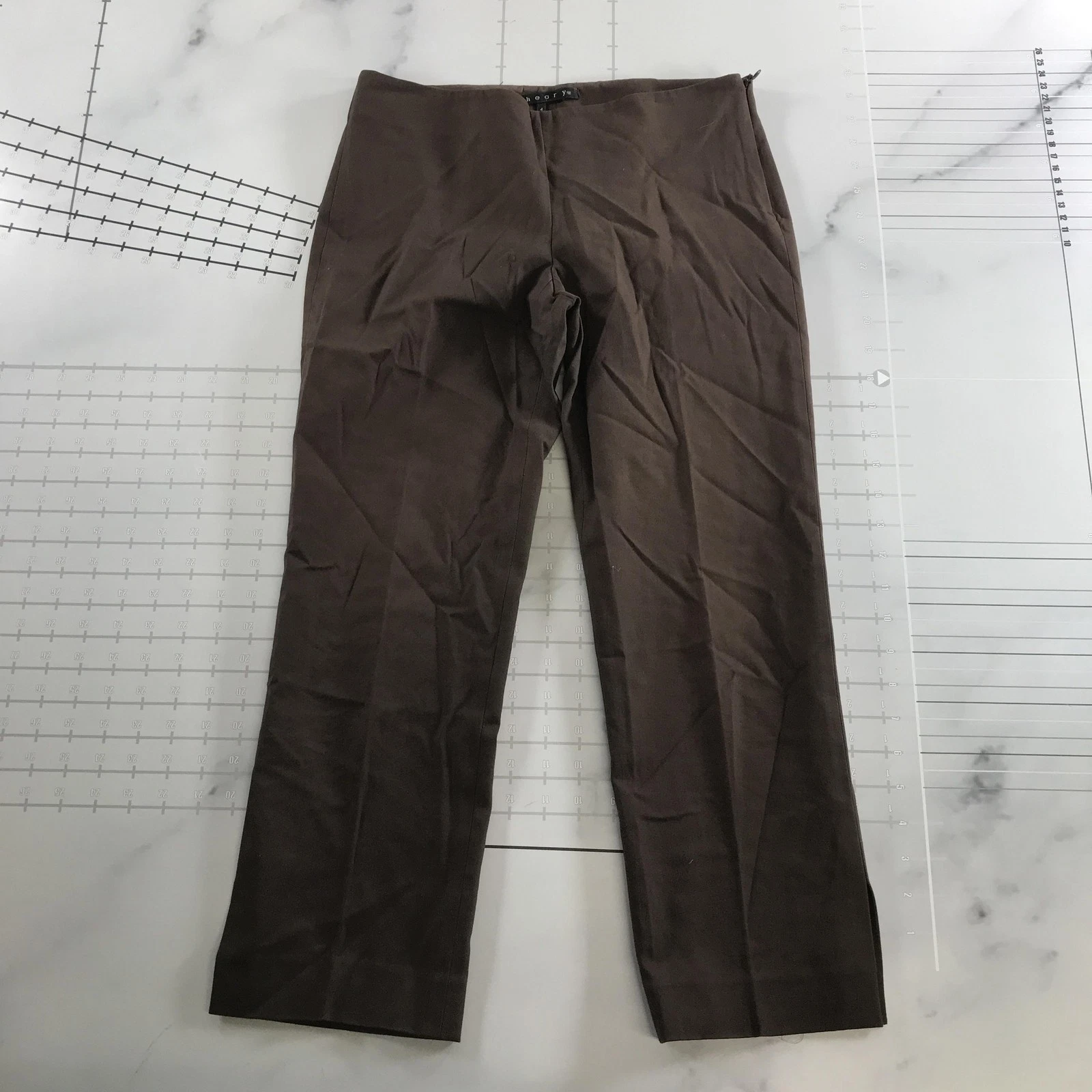 Theory Capri Pants Womens 4 Brown Cotton Stretch Twill Cropped Flat Front Work