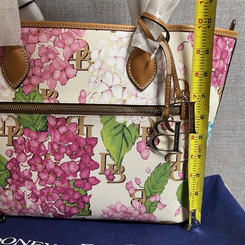Dooney And Bourke Hydrangea Monogram Large Tote NWT - Picture 10 of 12