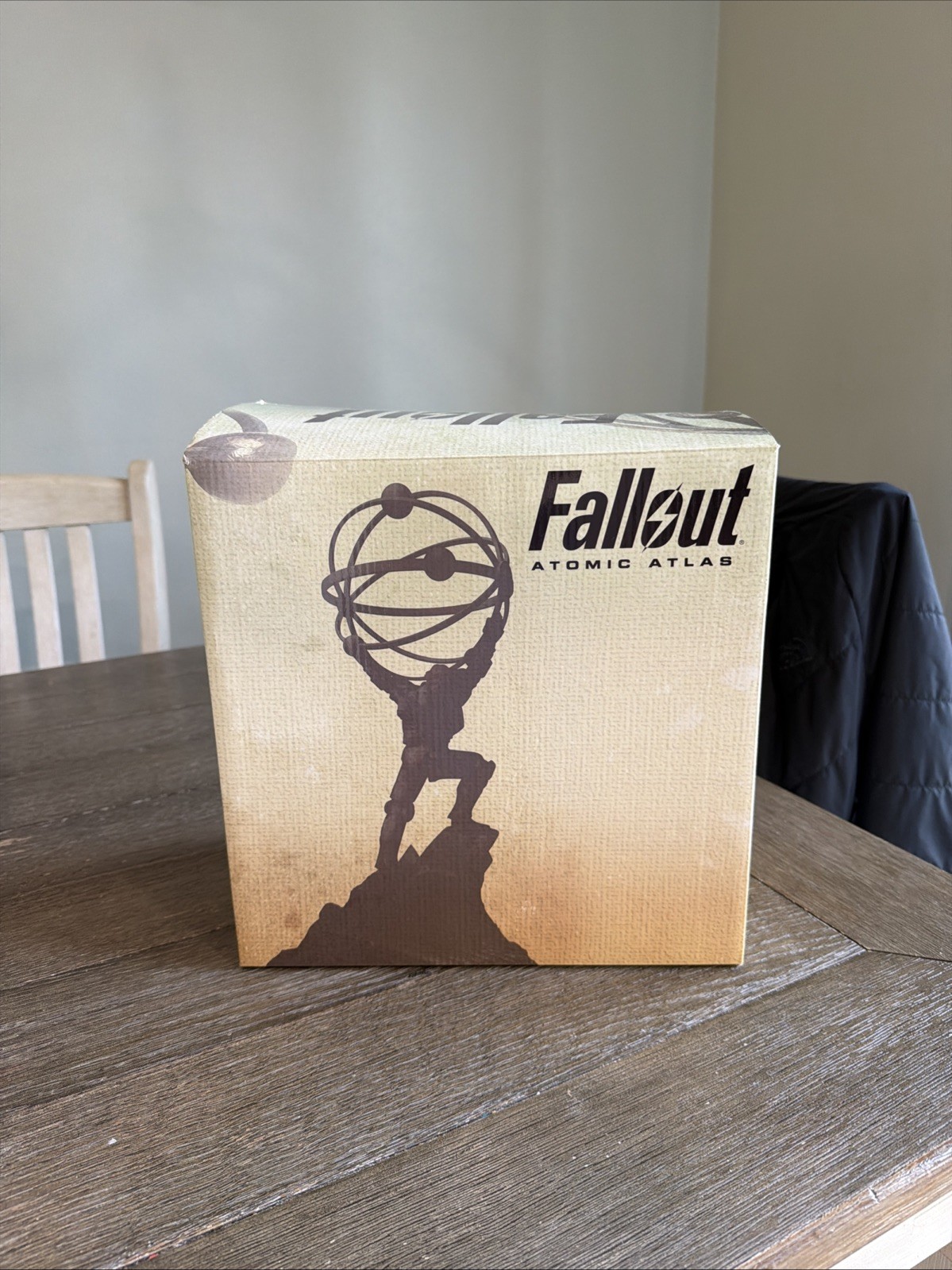 Bethesda Fallout Atomic Atlas Collectible Statue 2019 Chroni