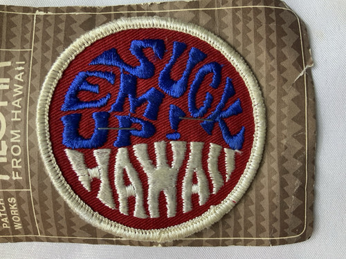 2 Vintage 1980s Hawaii Aloha Patch Works Sew On Patches Suck 'Em Up / Hang Loose - Picture 3 of 7