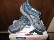 skechers relaxed fit reggae fest dory women's exposed sneakers