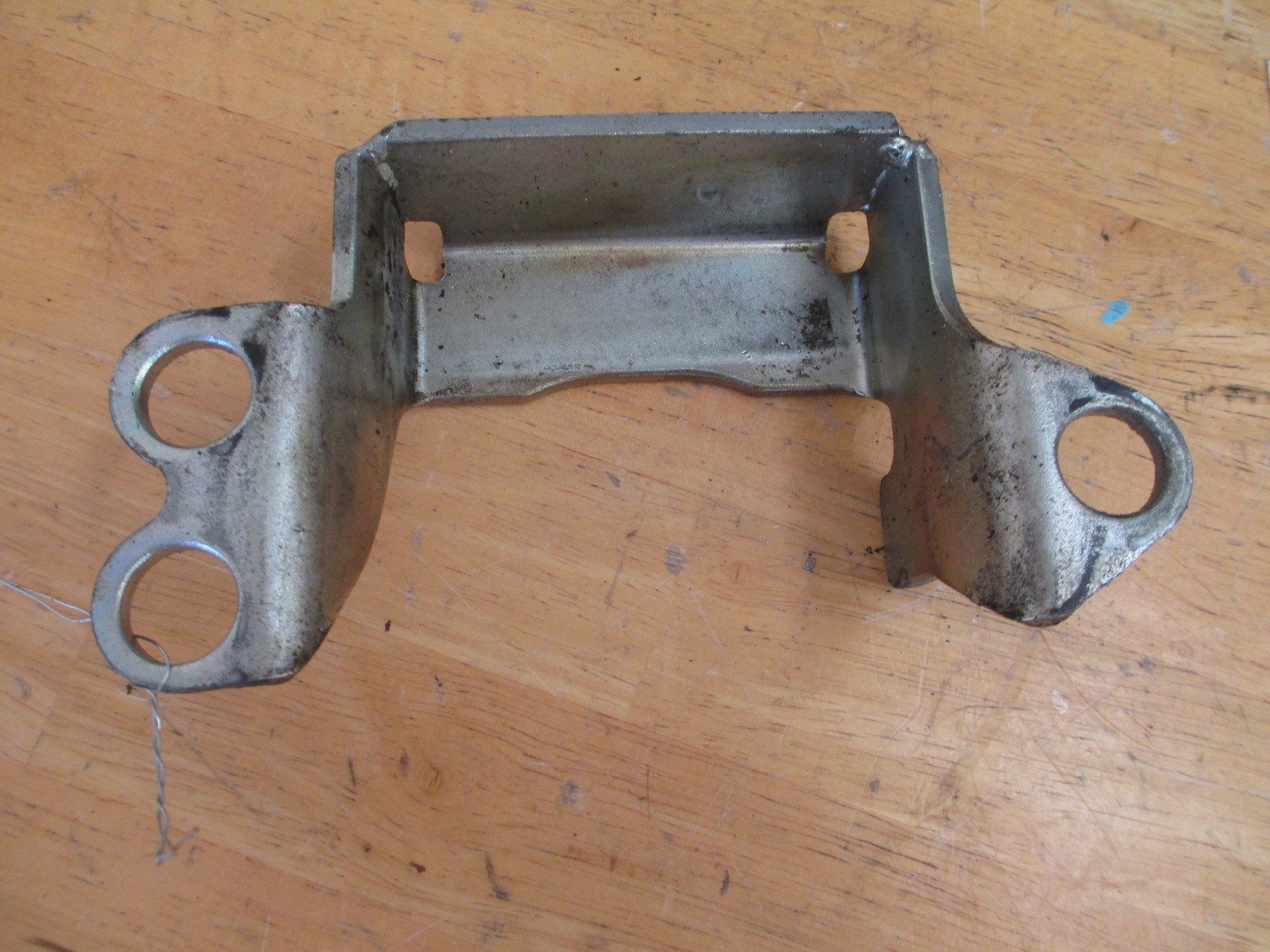 Ferrari 458 RH Bush Travel Limiter Bracket # 263593
