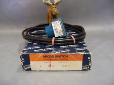 MPT11 Honeywell Microswitch 120 VAC 5 Amp 4 Wire MPT11 8723 NNB