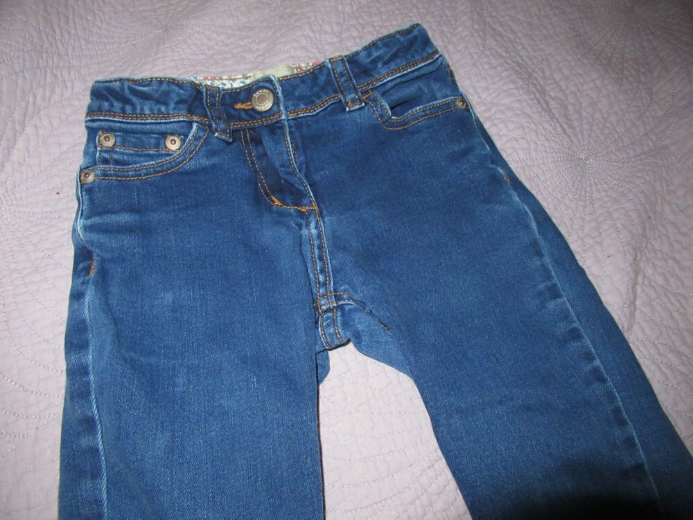 Picture 2 of 3