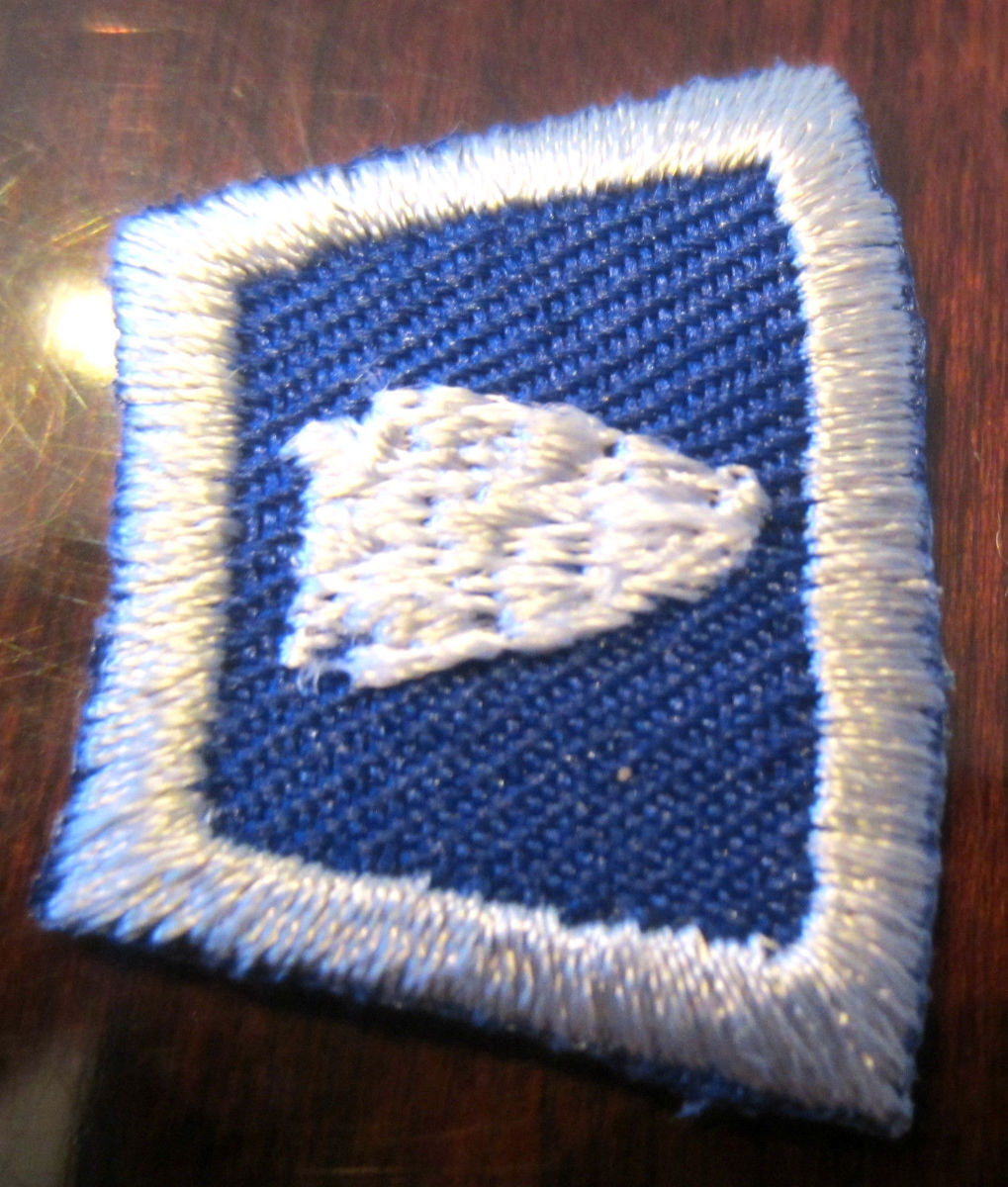 Vintage Uniform Patch Boy Scout Bsa Rocker Bar Award Silver And Blue Arrow Head