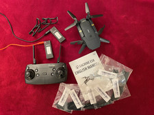 Eachine E58 Quadrocopter Kamera-Drohne + 3,7V 500 mAh LiPo Akkus 2x in schwarz