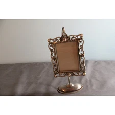 Carr Corrine Ornate Dangling Picture Frame Sign Holder On Stand 2.5" x 3.5" 