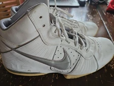 Nike Air Max Full Court Mens 13 Hi Top  Basketball Sneakers - Size 13 - Used