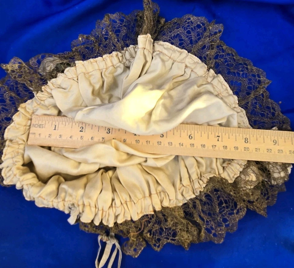 Antique 1920's Gold Metallic Lace Beige Silky Boudoir Cap With Rose  - Image 4 of 4