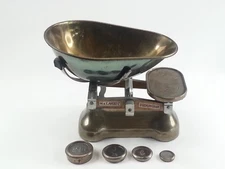 Antique W & T Avery General Store Market Scale Birmingham With Weights