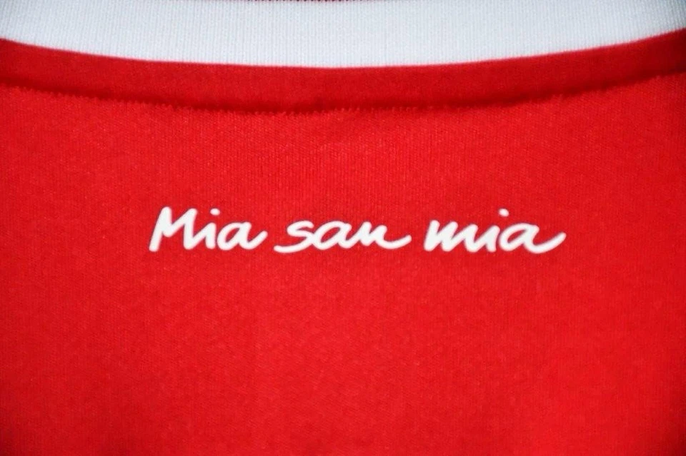 Adidas Trikot Bayern München FCB 2013 Champions League Sieg True Red Gr. L - Bild 4 von 4