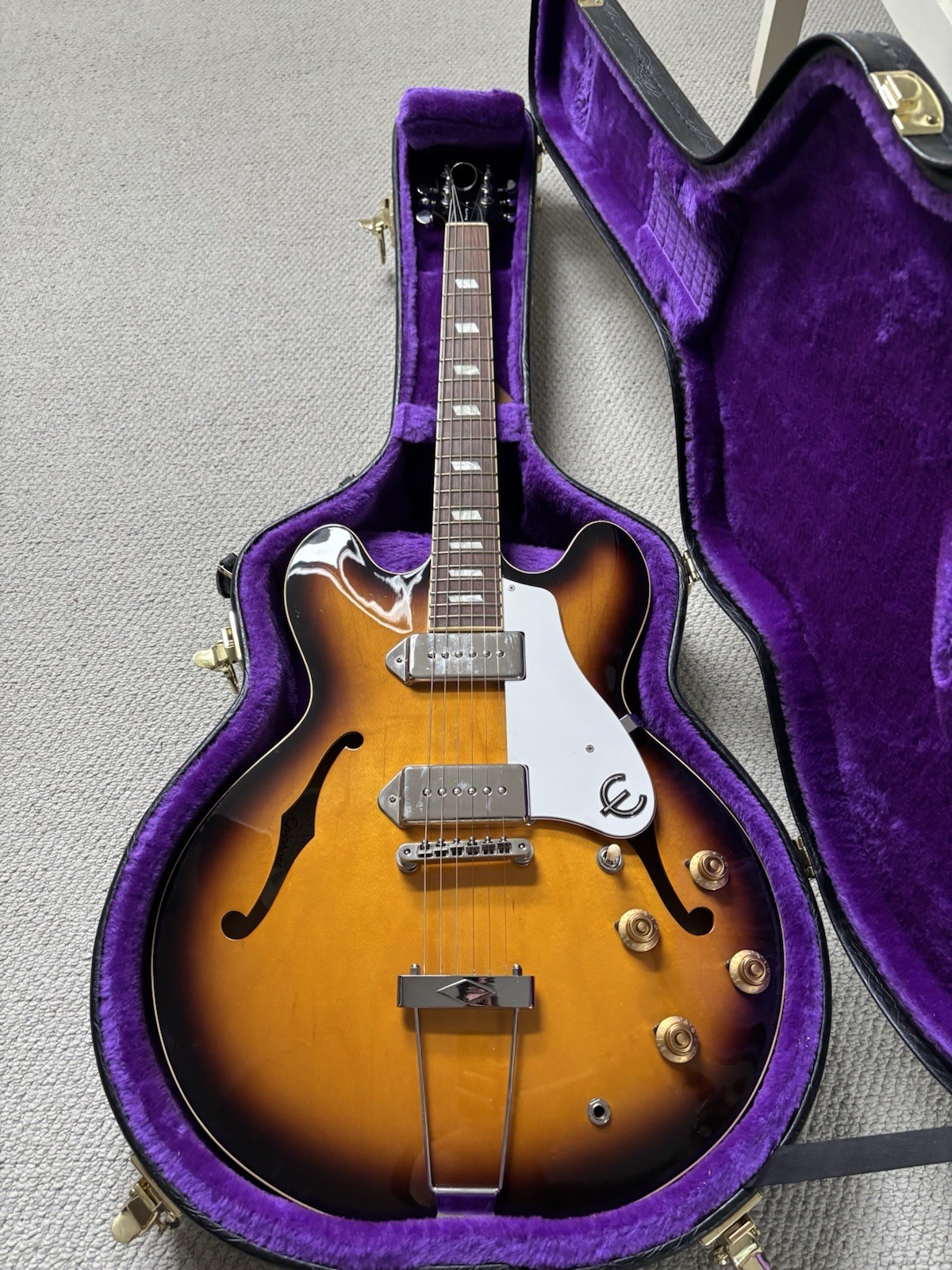 Epiphone Casino Elite Elitist Japan 2003 Sunburst Electric Guitar - 6.8lb approx