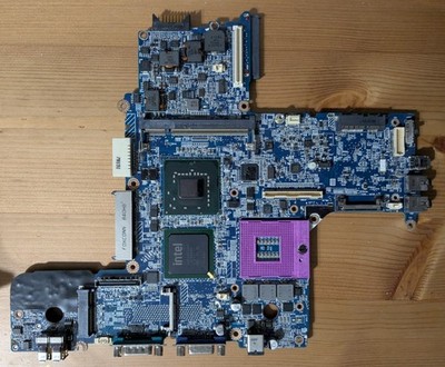 Dell Latitude D620 Laptop Motherboard CN-0DT781 IBQ00 LA-3301P Untested