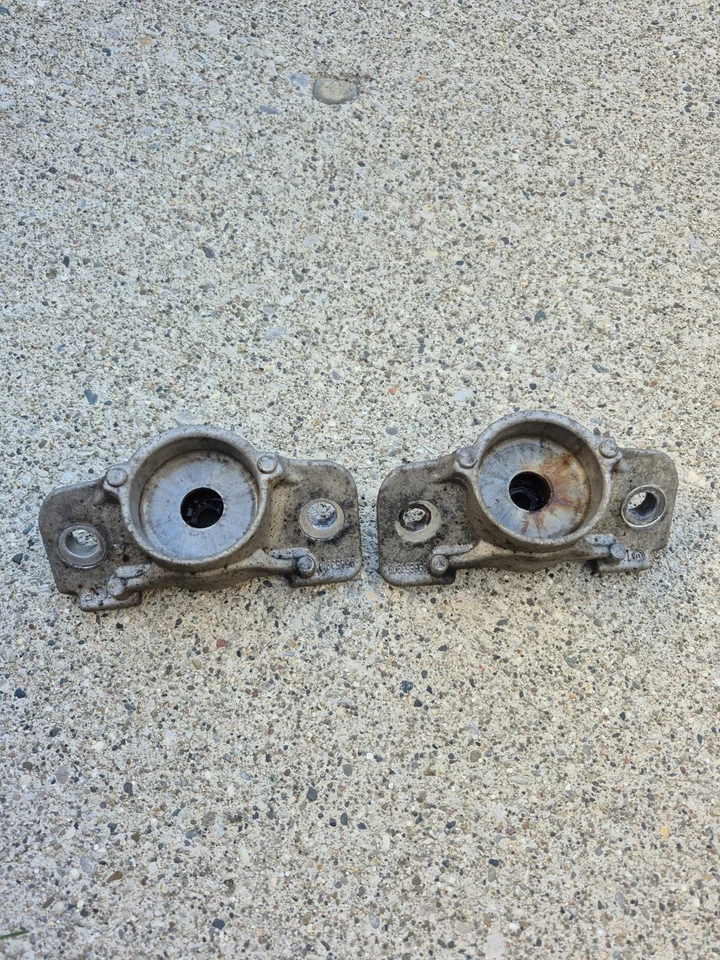 Soportes amortiguadores superiores traseros AC Delco aptos para Chevy Sonic 2012-2020 Foto 2 de 4