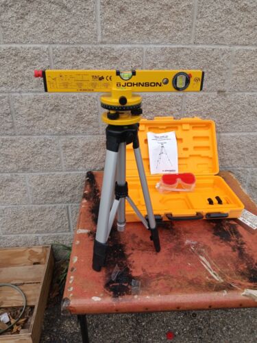 Laser Level Werkzeug Kit, Stativ, Handbuch, Strahlteiler & Hartschale, Johnson #9100