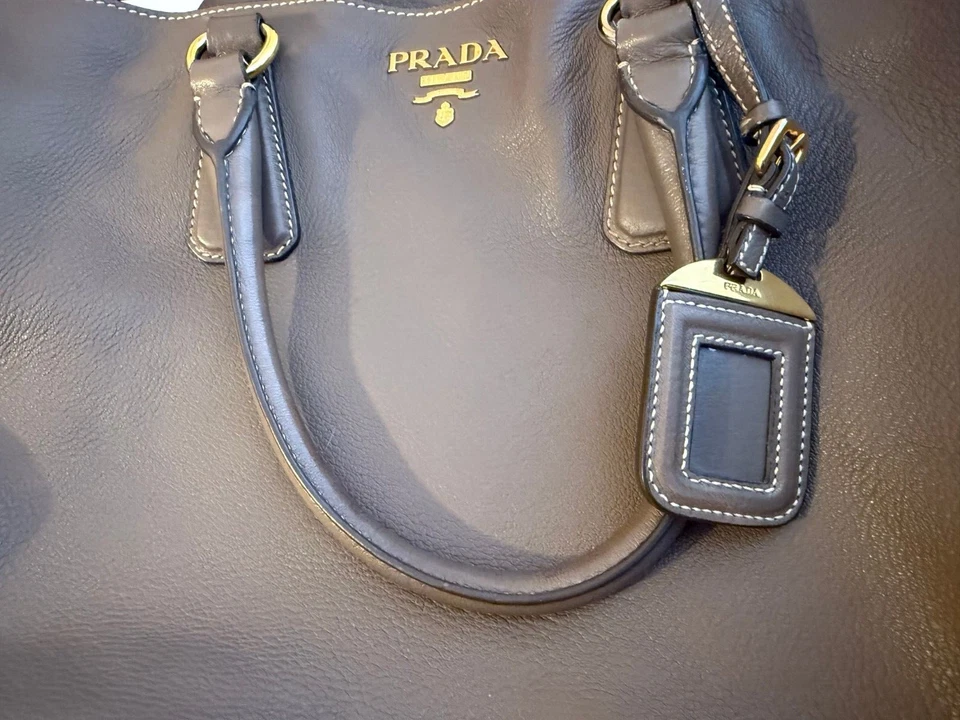 Bolso de Mano de Cuero Prada - Bolso de Cuero Prada Cervo Usado Foto 2 de 4