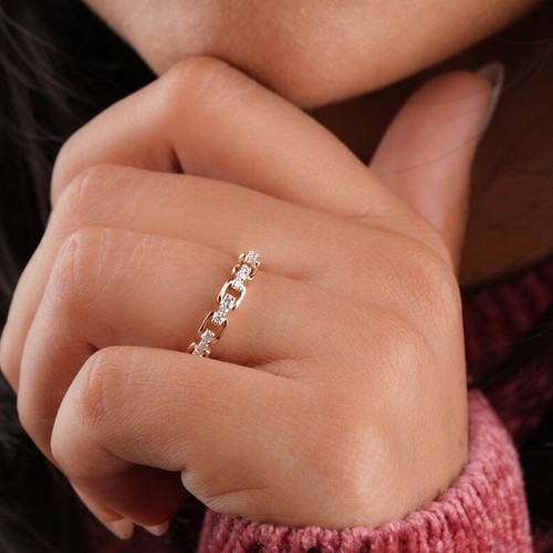 Gold Chain Link Eternity Band | Moissanite Accents | Wedding Handmade Ring - Picture 4 of 9