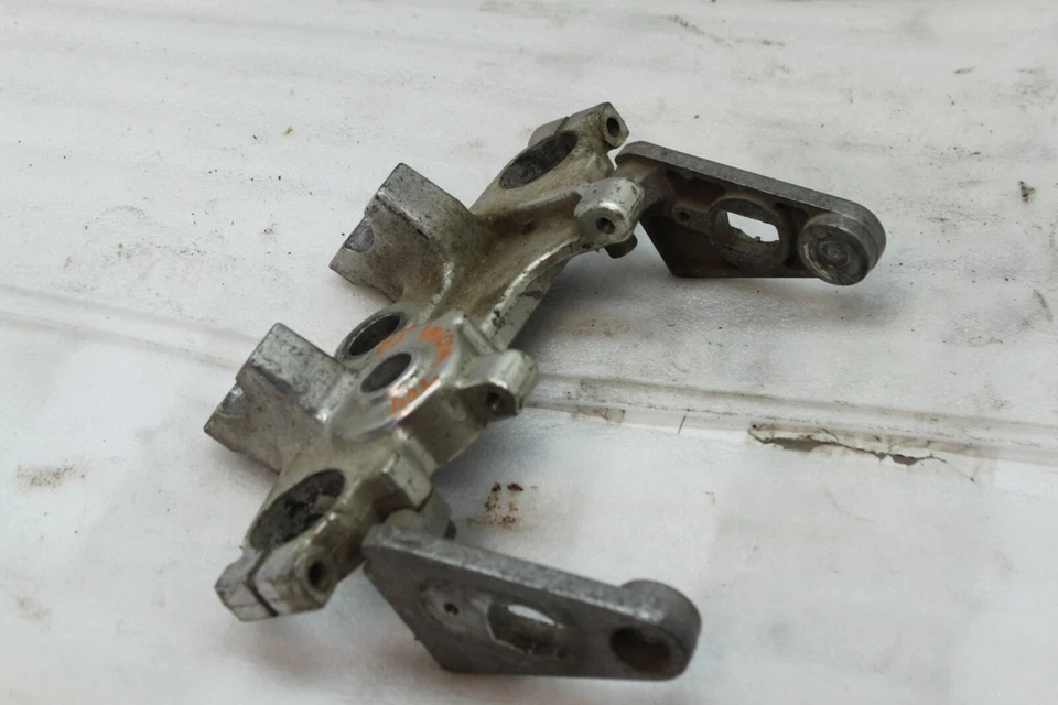 1985 Kawasaki Vulcan VN 700 Upper Triple Tree Clamp Bracket B-35A - Image 4 of 4