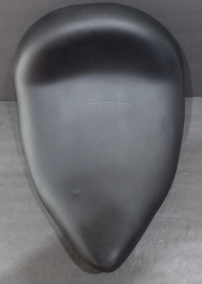 Asiento de motocicleta Victory Vegas 8 bolas #2683865 asiento individual para conductor 5435283 NOS Foto 3 de 4
