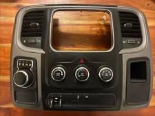 14-24 Ram 1500 Classic Express Dash Panel Faceplate Center Stack Trim 1wa381x9ai 14-24 Ram 1500 Classic Express Dash Panel Faceplate Center Stack Trim 1wa381x9ai