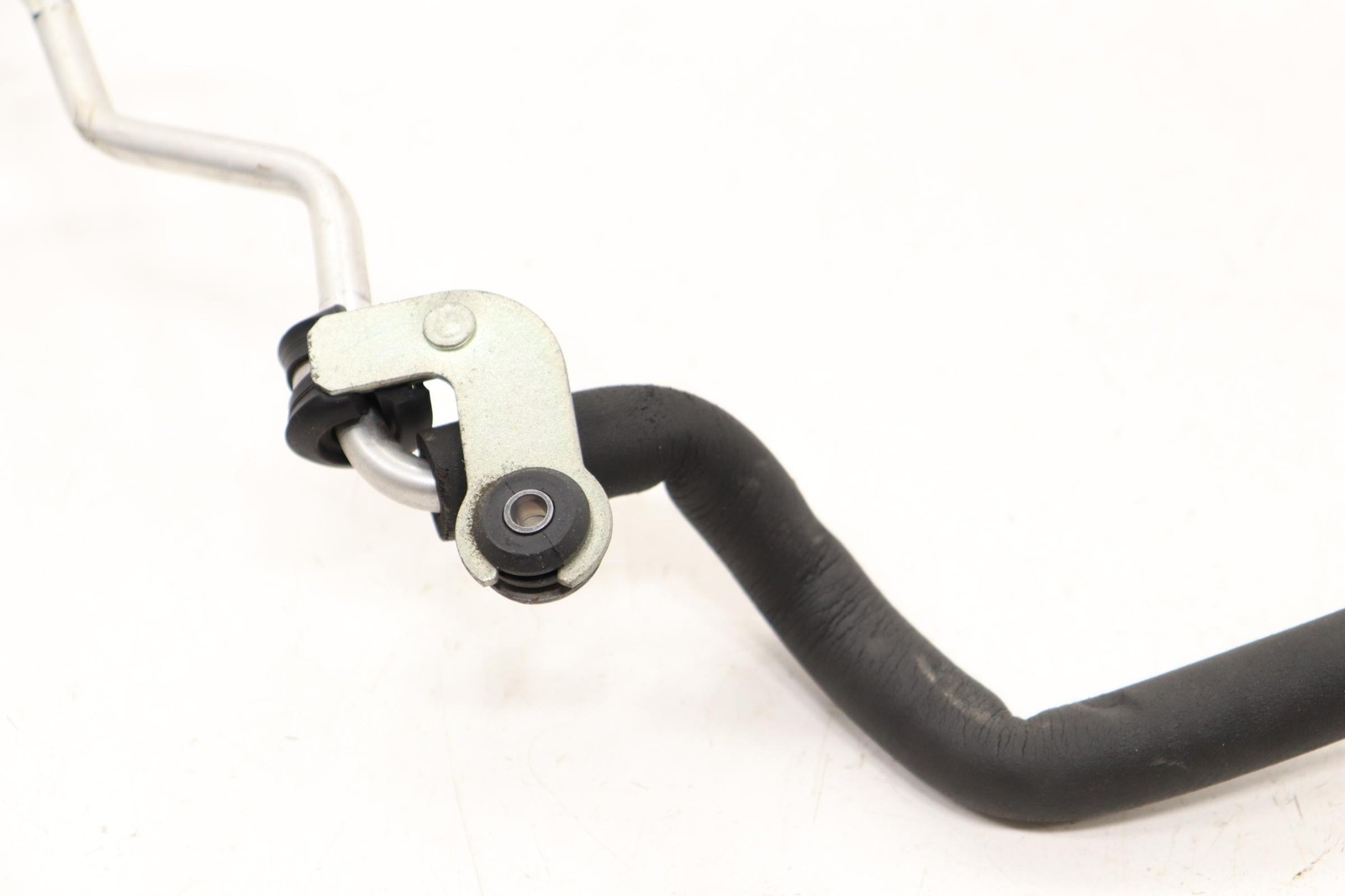 2017-2024 MASERATI GHIBLI 3.0L A/C AIR CONDITIONER COMPRESSOR HOSE OEM 670038908