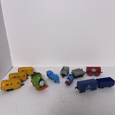 Thomas The Train & Assorted Brands / Sizes - Lot Of 11 Cars And Engines Total