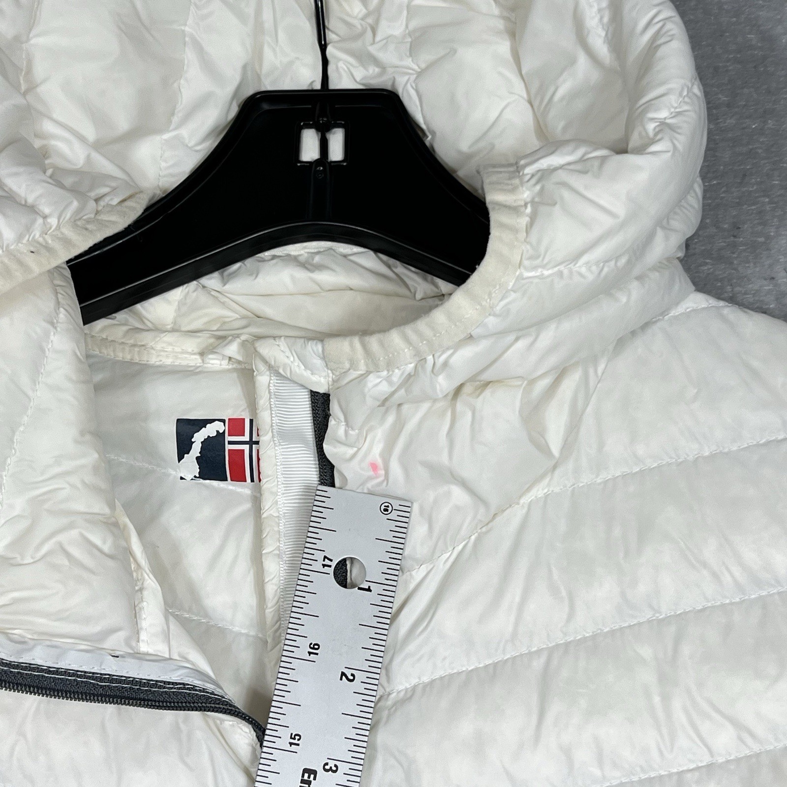 Scandinavian Explorer Packable Lightweight Beige … - image 5