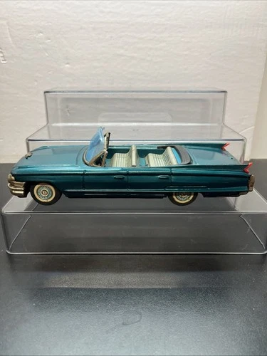 VINTAGE BANDAI 1961 TIN Litho FRICTION CADILLAC CONVERTIBLE 1/25 ? 1/24 ? W13