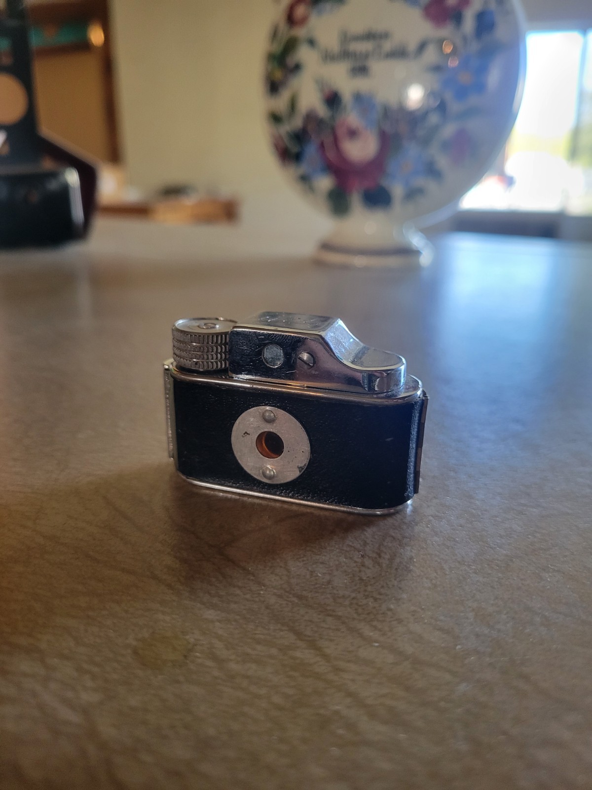 Picture 2 of 6
