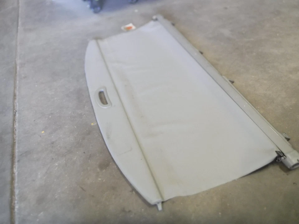 01-07 Toyota Highlander Rear Hatch Retractable Shade Tonneau Cargo Cover OE Grey Foto 2 de 4