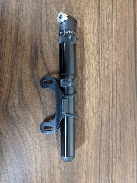 Specialized Air Tool Flex MTB or Road 