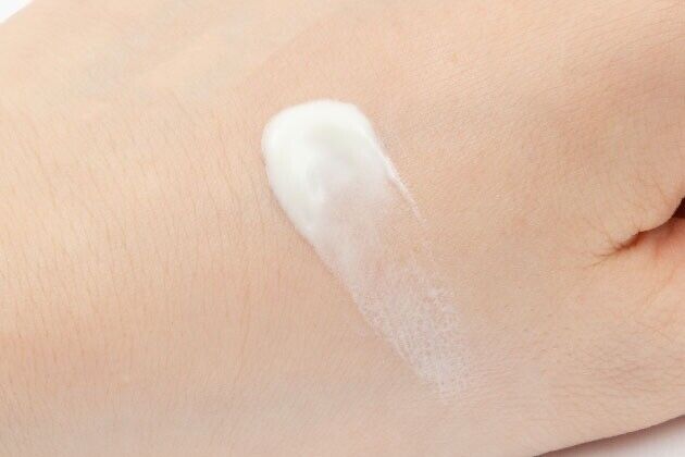 SUQQU Protecting Day Cream 30g UV SPF50+ Sunscreen Face SUQQU Protecting Day Cream 30g UV SPF50+ Sunscreen Face