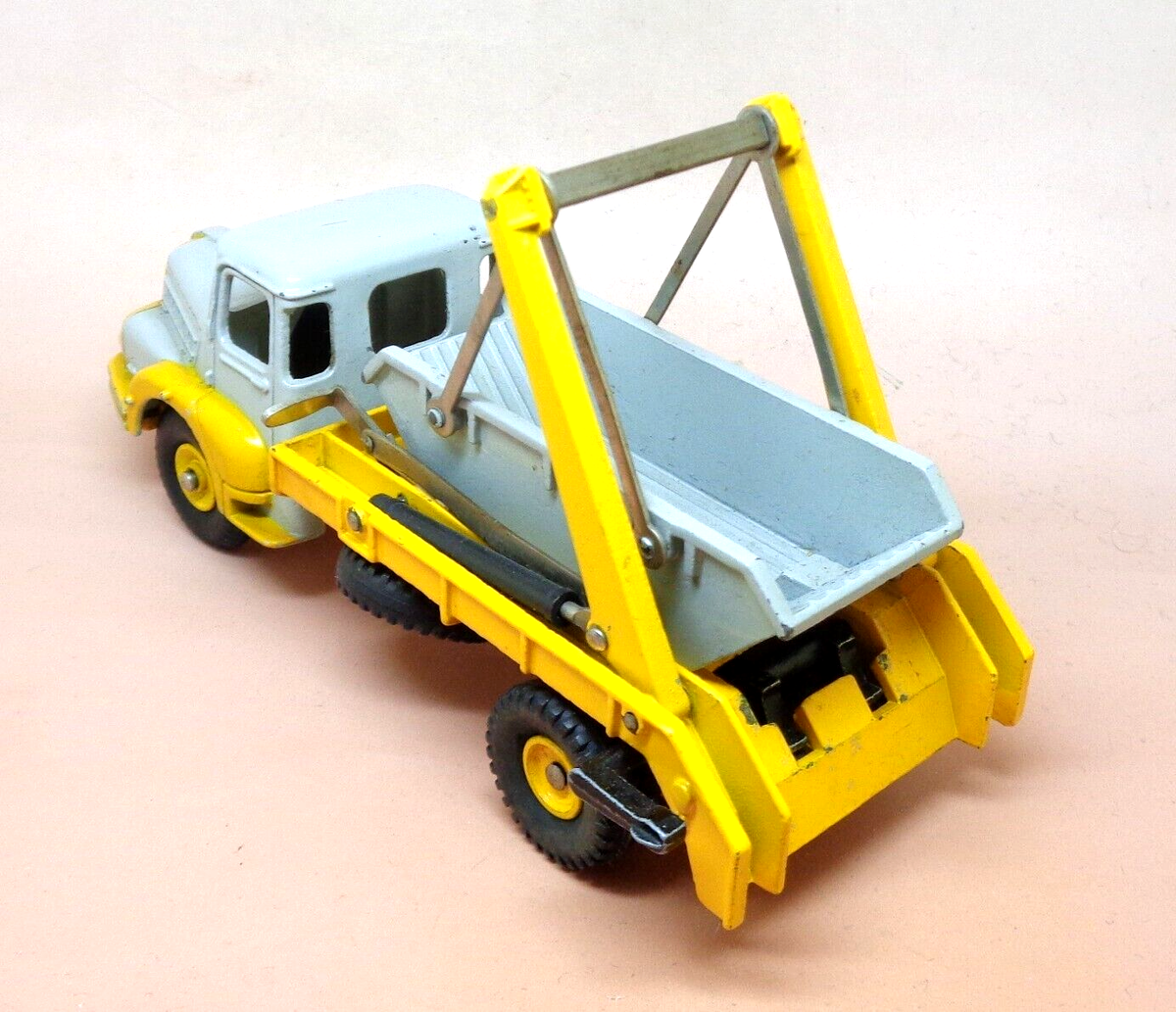 DINKY TOYS Ref 38A UNIC MULTIBENNE MARREL