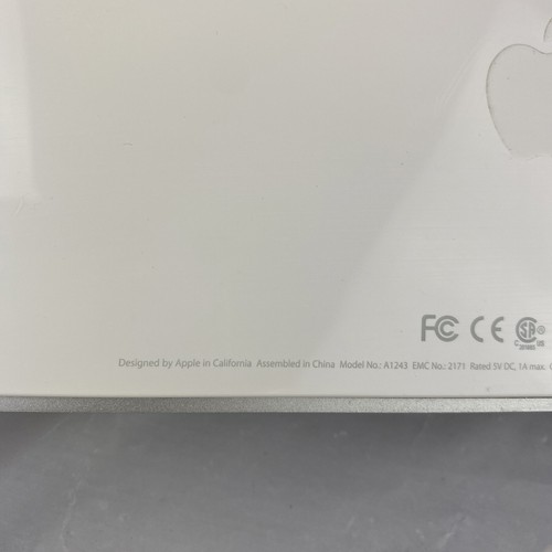Apple A1243 USB Wired Keyboard with Numeric Keypad (White) *Tested* - Picture 6 of 7