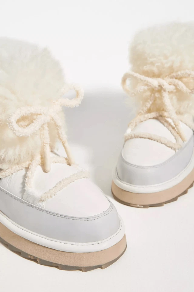 Anthropologie by EMU Australia Glossy Weather Boots unisex W-11 / M-10 - Image 3 of 4