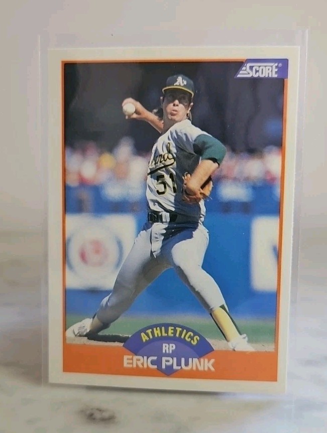 1989 Score: Eric Plunk #392 - Oakland Athletics - NM Condition