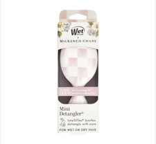 NIB MACKENZIE CHILDS X WETBRUSH Mini Pink Detangling Brush