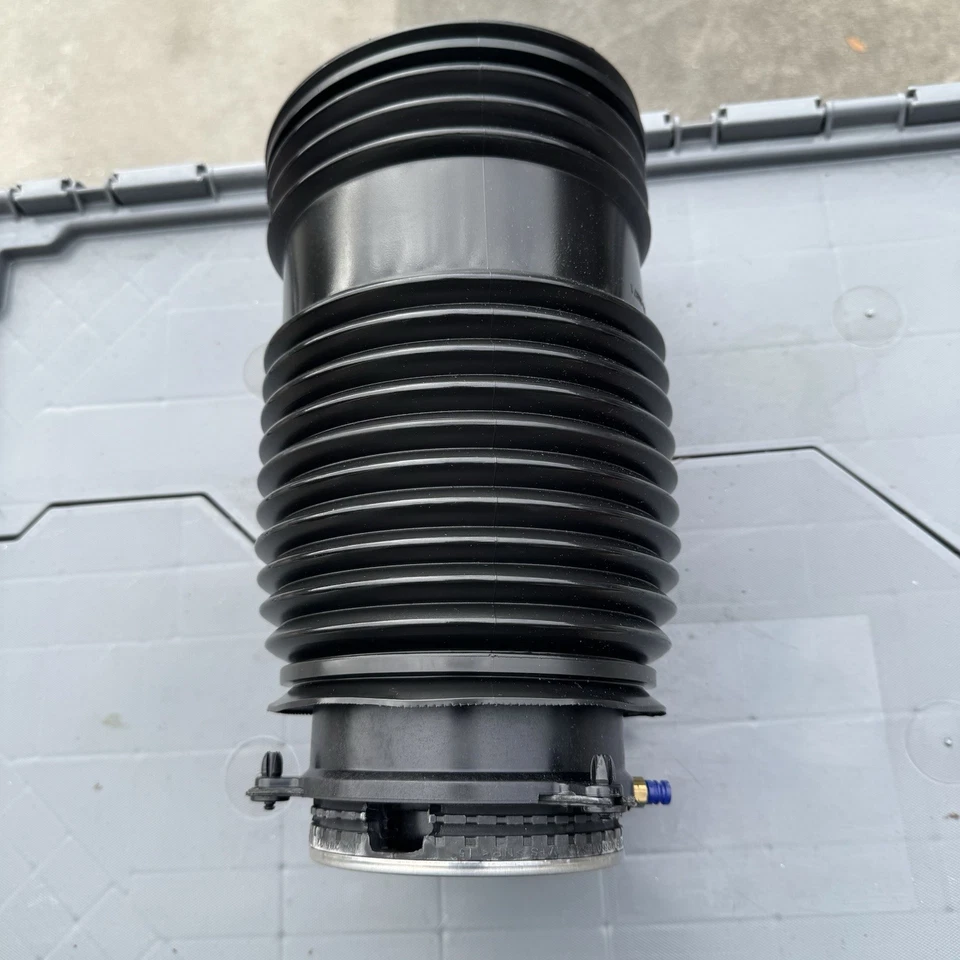 Rear Right Side Air Suspension Bag for Mercedes-Benz W205 S213 C250 C350e C400 - Image 3 of 4