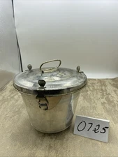 Vintage Small Metal Pudding Cake Jello Mold With Locking Lid 5” Tall 6” Diameter